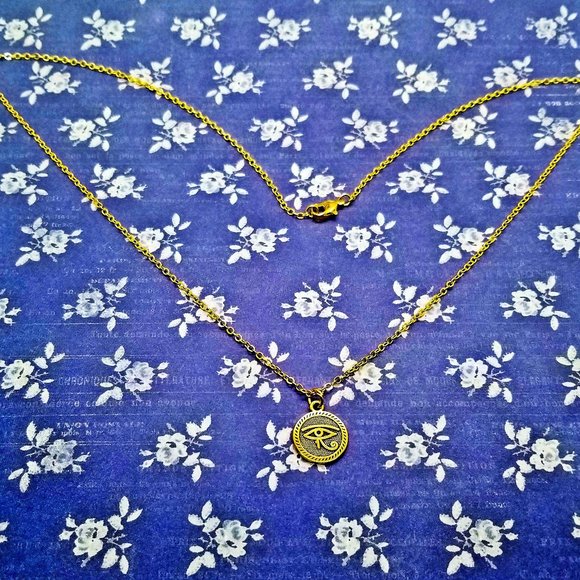 Eye of Horus Gold Talisman Necklace - Picture 2 of 2